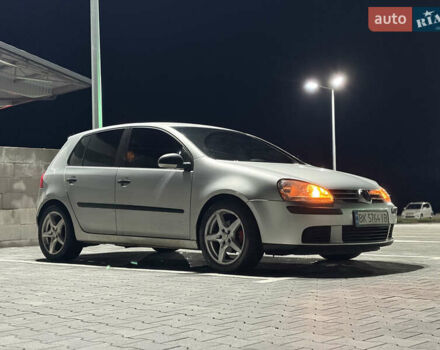 Серый Фольксваген Гольф, объемом двигателя 1.6 л и пробегом 202 тыс. км за 5100 $, фото 6 на Automoto.ua