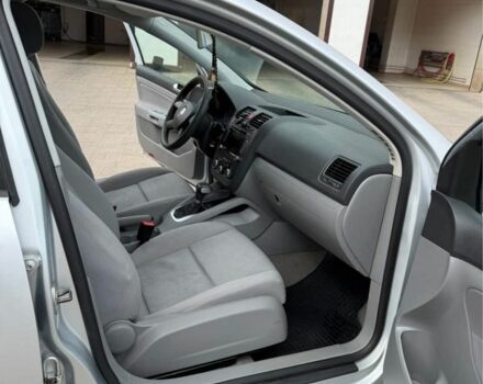 Сірий Фольксваген Гольф, об'ємом двигуна 1.6 л та пробігом 198 тис. км за 6000 $, фото 12 на Automoto.ua