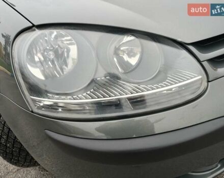 Серый Фольксваген Гольф, объемом двигателя 1.6 л и пробегом 200 тыс. км за 6500 $, фото 5 на Automoto.ua