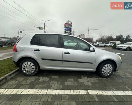 Сірий Фольксваген Гольф, об'ємом двигуна 1.39 л та пробігом 141 тис. км за 5200 $, фото 4 на Automoto.ua