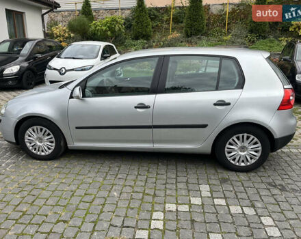 Серый Фольксваген Гольф, объемом двигателя 1.6 л и пробегом 259 тыс. км за 5400 $, фото 14 на Automoto.ua