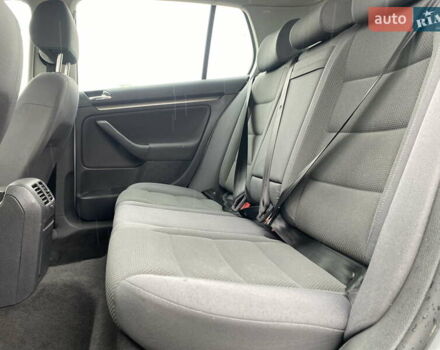 Серый Фольксваген Гольф, объемом двигателя 1.4 л и пробегом 242 тыс. км за 6000 $, фото 6 на Automoto.ua