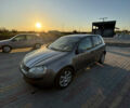 Фольксваген Гольф 2004 в Львове на Automoto.ua Серый Фольксваген Гольф, объемом двигателя 1.6 л и пробегом 270 тыс. км за 5200 $, фото 5 на Automoto.ua