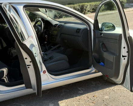 Серый Фольксваген Гольф, объемом двигателя 1.4 л и пробегом 218 тыс. км за 5200 $, фото 6 на Automoto.ua