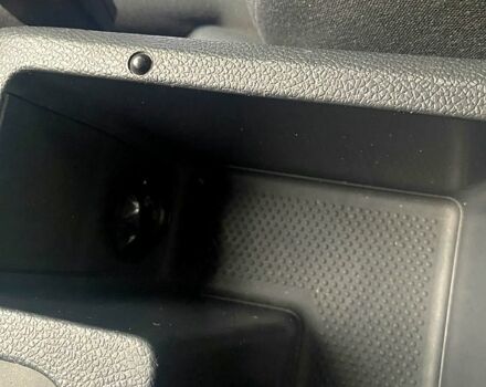 Серый Фольксваген Гольф, объемом двигателя 1.4 л и пробегом 292 тыс. км за 4600 $, фото 2 на Automoto.ua