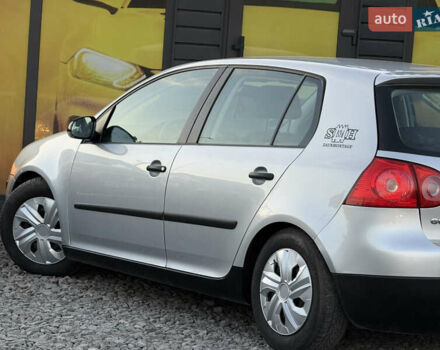 Серый Фольксваген Гольф, объемом двигателя 1.6 л и пробегом 229 тыс. км за 5600 $, фото 18 на Automoto.ua