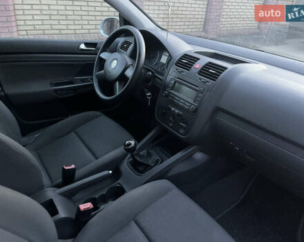 Серый Фольксваген Гольф, объемом двигателя 1.4 л и пробегом 195 тыс. км за 5400 $, фото 42 на Automoto.ua