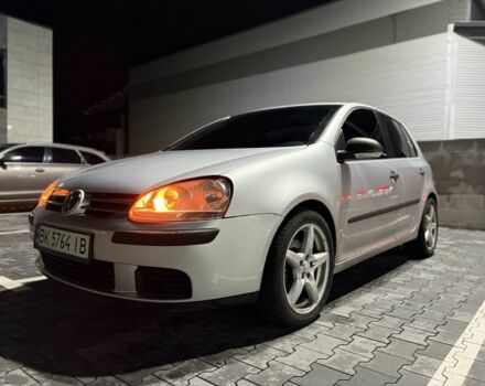 Серый Фольксваген Гольф, объемом двигателя 1.6 л и пробегом 202 тыс. км за 5100 $, фото 2 на Automoto.ua