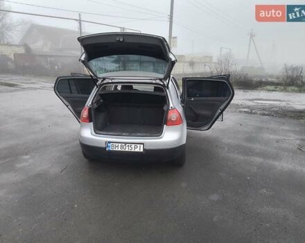 Серый Фольксваген Гольф, объемом двигателя 1.4 л и пробегом 253 тыс. км за 4900 $, фото 4 на Automoto.ua