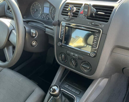 Фольксваген Гольф 2004 у Луцьку на Automoto.ua Сірий Фольксваген Гольф, об'ємом двигуна 1.6 л та пробігом 261 тис. км за 5400 $, фото 9 на Automoto.ua