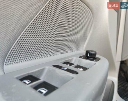 Сірий Фольксваген Гольф, об'ємом двигуна 1.6 л та пробігом 203 тис. км за 6850 $, фото 27 на Automoto.ua