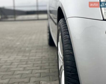 Серый Фольксваген Гольф, объемом двигателя 1.6 л и пробегом 225 тыс. км за 5400 $, фото 8 на Automoto.ua