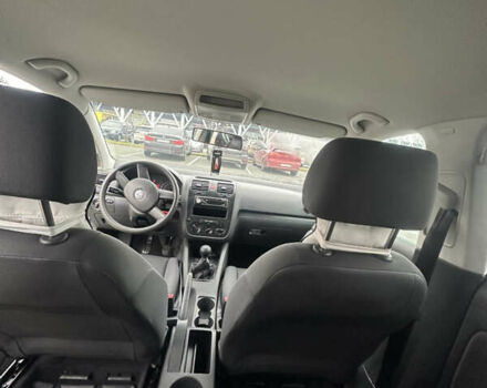 Сірий Фольксваген Гольф, об'ємом двигуна 1.39 л та пробігом 141 тис. км за 5200 $, фото 9 на Automoto.ua