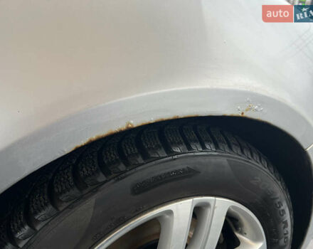 Фольксваген Гольф 2004 в Полтаве на Automoto.ua Серый Фольксваген Гольф, объемом двигателя 1.6 л и пробегом 260 тыс. км за 5500 $, фото 26 на Automoto.ua