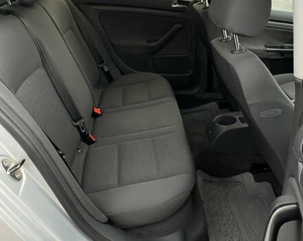 Серый Фольксваген Гольф, объемом двигателя 1.6 л и пробегом 250 тыс. км за 5800 $, фото 36 на Automoto.ua