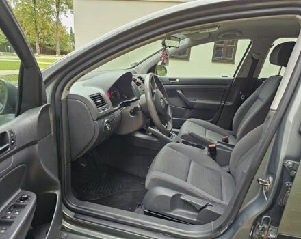 Серый Фольксваген Гольф, объемом двигателя 0 л и пробегом 280 тыс. км за 1650 $, фото 9 на Automoto.ua