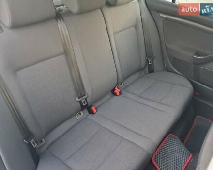 Серый Фольксваген Гольф, объемом двигателя 1.6 л и пробегом 277 тыс. км за 5500 $, фото 7 на Automoto.ua