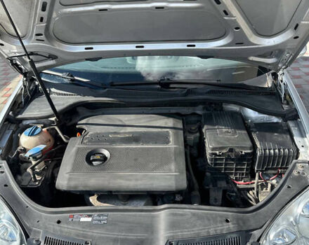 Фольксваген Гольф 2004 в Запорожье на Automoto.ua Серый Фольксваген Гольф, объемом двигателя 1.4 л и пробегом 220 тыс. км за 5300 $, фото 23 на Automoto.ua