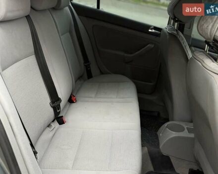 Серый Фольксваген Гольф, объемом двигателя 1.9 л и пробегом 380 тыс. км за 6199 $, фото 16 на Automoto.ua