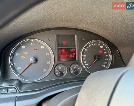 Серый Фольксваген Гольф, объемом двигателя 1.6 л и пробегом 270 тыс. км за 5200 $, фото 2 на Automoto.ua