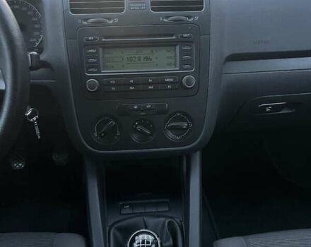 Серый Фольксваген Гольф, объемом двигателя 1.4 л и пробегом 195 тыс. км за 5400 $, фото 38 на Automoto.ua