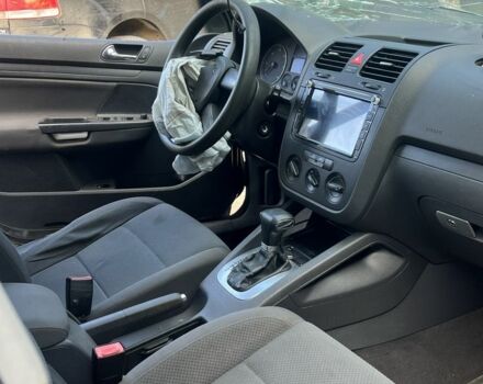 Серый Фольксваген Гольф, объемом двигателя 1.9 л и пробегом 260 тыс. км за 2500 $, фото 2 на Automoto.ua