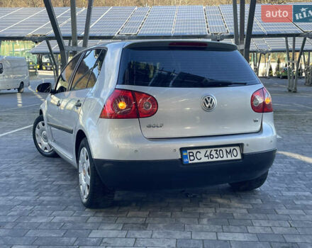 Серый Фольксваген Гольф, объемом двигателя 1.6 л и пробегом 214 тыс. км за 5670 $, фото 4 на Automoto.ua