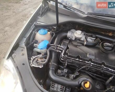 Серый Фольксваген Гольф, объемом двигателя 1.9 л и пробегом 338 тыс. км за 5100 $, фото 26 на Automoto.ua