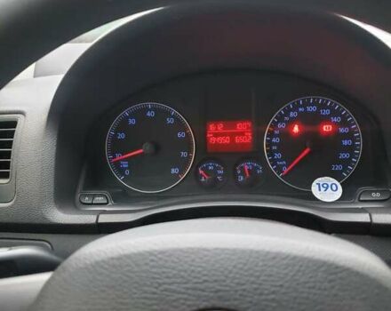 Фольксваген Гольф 2004 в Запорожье на Automoto.ua Серый Фольксваген Гольф, объемом двигателя 1.4 л и пробегом 194 тыс. км за 5600 $, фото 12 на Automoto.ua