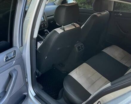 Серый Фольксваген Гольф, объемом двигателя 1.6 л и пробегом 220 тыс. км за 5200 $, фото 11 на Automoto.ua