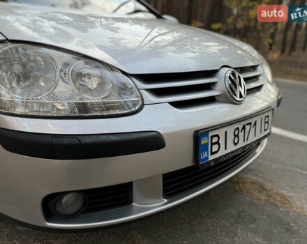 Фольксваген Гольф 2004 в Полтаве на Automoto.ua Серый Фольксваген Гольф, объемом двигателя 1.6 л и пробегом 260 тыс. км за 5500 $, фото 11 на Automoto.ua