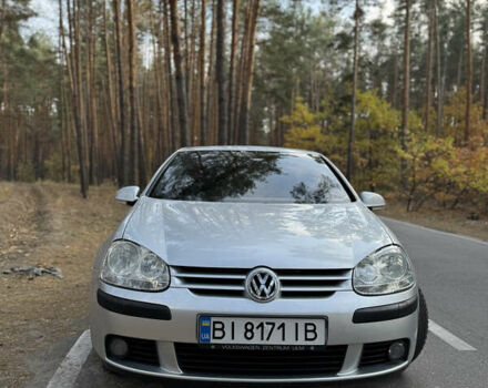 Фольксваген Гольф 2004 в Полтаве на Automoto.ua Серый Фольксваген Гольф, объемом двигателя 1.6 л и пробегом 260 тыс. км за 5500 $, фото 1 на Automoto.ua