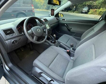 Серый Фольксваген Гольф, объемом двигателя 1.4 л и пробегом 294 тыс. км за 5700 $, фото 11 на Automoto.ua