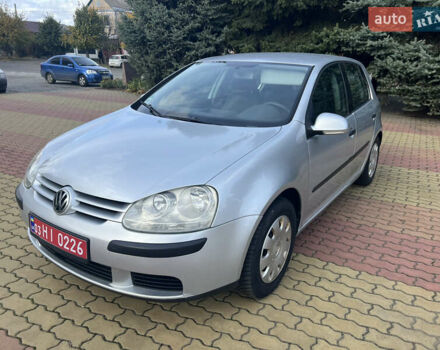 Фольксваген Гольф 2004 в Корсунь-Шевченковском на Automoto.ua Серый Фольксваген Гольф, объемом двигателя 1.4 л и пробегом 261 тыс. км за 4900 $, фото 1 на Automoto.ua