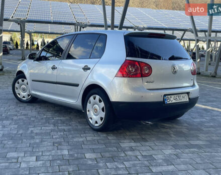 Серый Фольксваген Гольф, объемом двигателя 1.6 л и пробегом 214 тыс. км за 5670 $, фото 5 на Automoto.ua