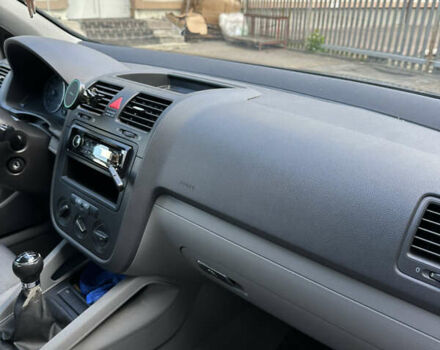 Серый Фольксваген Гольф, объемом двигателя 1.6 л и пробегом 160 тыс. км за 4500 $, фото 25 на Automoto.ua