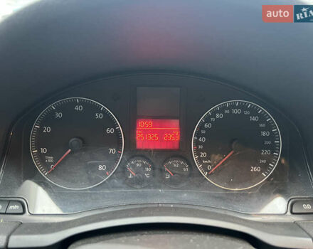 Фольксваген Гольф 2004 в Полтаве на Automoto.ua Серый Фольксваген Гольф, объемом двигателя 1.6 л и пробегом 260 тыс. км за 5500 $, фото 15 на Automoto.ua