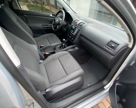 Серый Фольксваген Гольф, объемом двигателя 1.39 л и пробегом 224 тыс. км за 5300 $, фото 13 на Automoto.ua