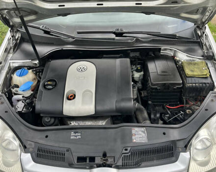 Серый Фольксваген Гольф, объемом двигателя 1.4 л и пробегом 277 тыс. км за 5200 $, фото 8 на Automoto.ua