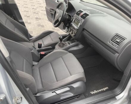 Серый Фольксваген Гольф, объемом двигателя 2 л и пробегом 237 тыс. км за 5800 $, фото 16 на Automoto.ua