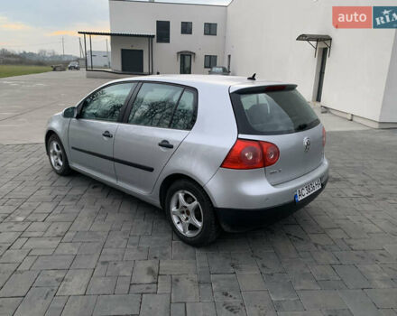 Серый Фольксваген Гольф, объемом двигателя 1.6 л и пробегом 236 тыс. км за 4800 $, фото 4 на Automoto.ua