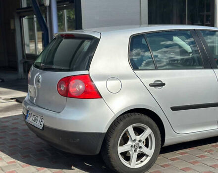 Фольксваген Гольф 2004 в Запорожье на Automoto.ua Серый Фольксваген Гольф, объемом двигателя 1.4 л и пробегом 220 тыс. км за 5300 $, фото 43 на Automoto.ua