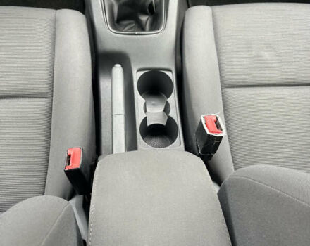 Серый Фольксваген Гольф, объемом двигателя 1.6 л и пробегом 259 тыс. км за 5400 $, фото 27 на Automoto.ua