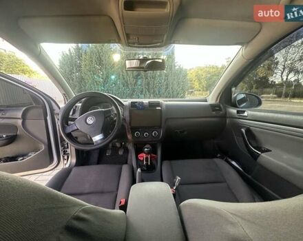 Серый Фольксваген Гольф, объемом двигателя 1.9 л и пробегом 336 тыс. км за 5150 $, фото 5 на Automoto.ua