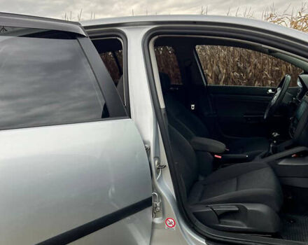 Серый Фольксваген Гольф, объемом двигателя 1.4 л и пробегом 245 тыс. км за 4900 $, фото 21 на Automoto.ua