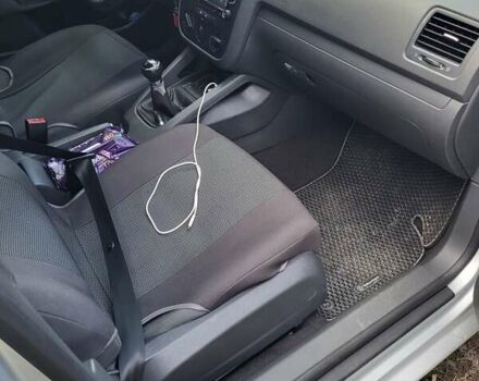 Серый Фольксваген Гольф, объемом двигателя 1.6 л и пробегом 297 тыс. км за 5500 $, фото 1 на Automoto.ua