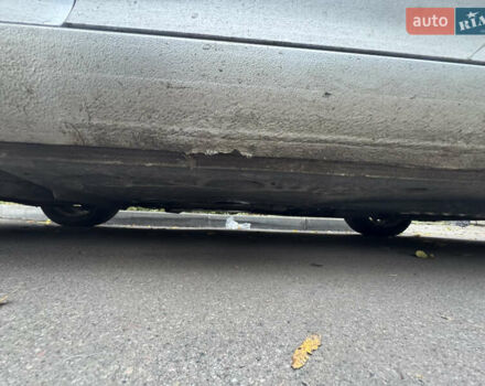 Фольксваген Гольф 2004 в Полтаве на Automoto.ua Серый Фольксваген Гольф, объемом двигателя 1.6 л и пробегом 260 тыс. км за 5500 $, фото 22 на Automoto.ua