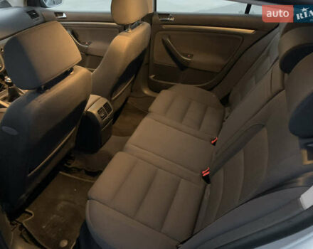 Серый Фольксваген Гольф, объемом двигателя 1.6 л и пробегом 236 тыс. км за 4800 $, фото 17 на Automoto.ua