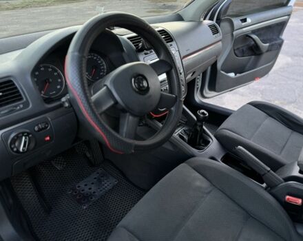 Серый Фольксваген Гольф, объемом двигателя 1.6 л и пробегом 290 тыс. км за 4999 $, фото 19 на Automoto.ua