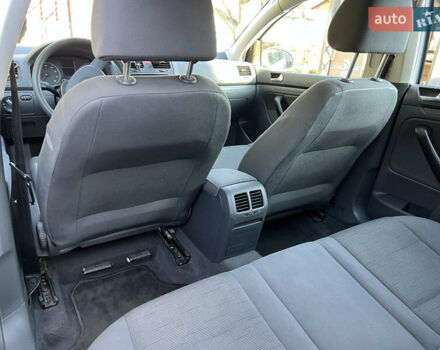 Фольксваген Гольф 2004 у Луцьку на Automoto.ua Сірий Фольксваген Гольф, об'ємом двигуна 1.6 л та пробігом 261 тис. км за 5400 $, фото 17 на Automoto.ua